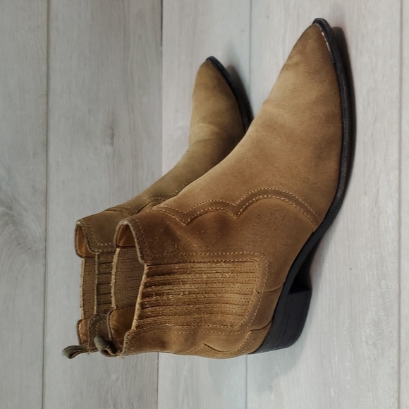 Marc Fisher LTD MLYOHANI Womens Ankle Suede Heels boots shoes sz 6.5M - Picture 1 of 14